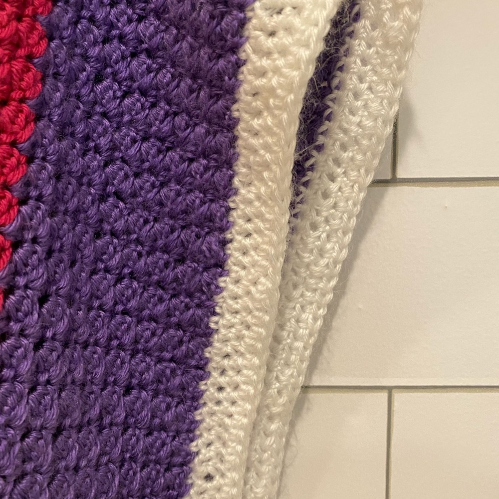 crochet throw - Picture 5 of 5
